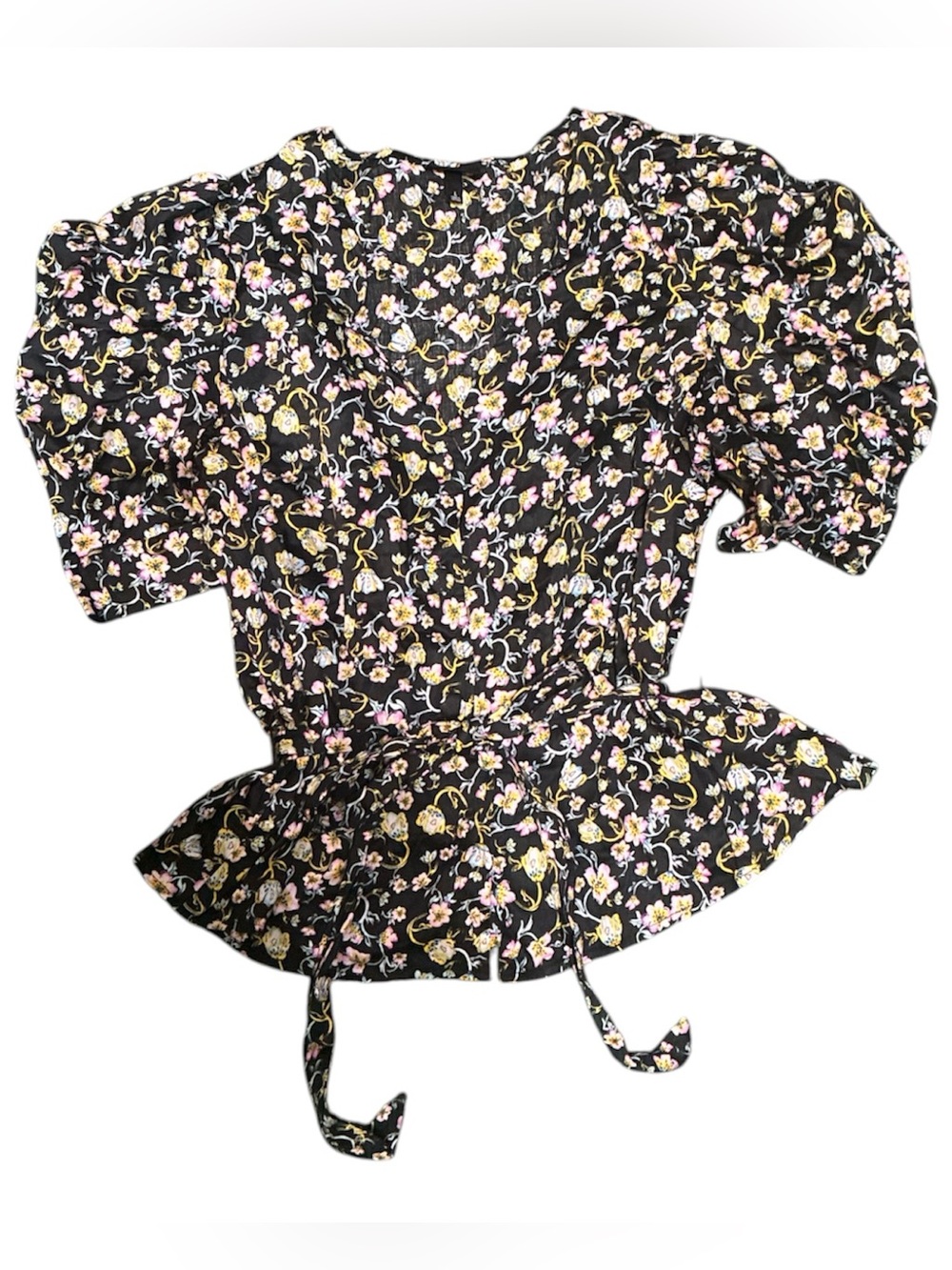 Who What Wear Black Floral Tie-Waist Top